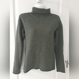 Banana Republic Green Turtle/cowl Neck Sweater Extra Fine Itaian Merino